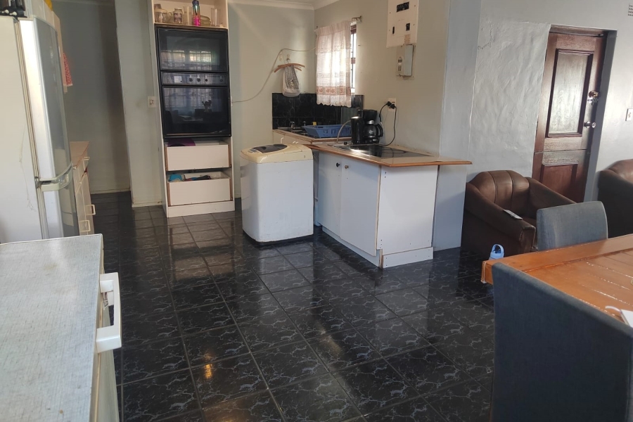 3 Bedroom Property for Sale in Rocklands Western Cape